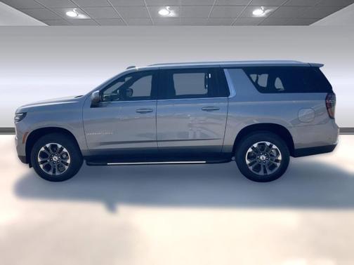2025 Chevrolet Suburban LT