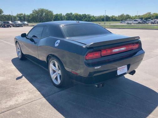 2010 Dodge Challenger SRT8