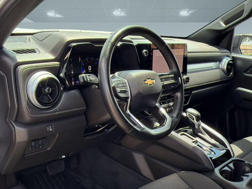 Summit White 2023 Chevrolet Colorado 2WD LT