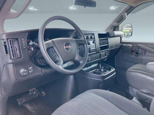 2023 GMC Savana 2500 Work Van