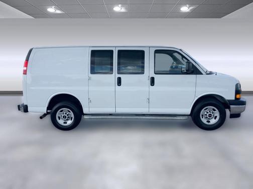 2023 GMC Savana 2500 Work Van