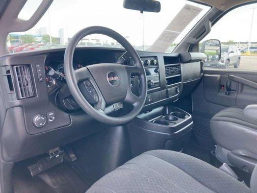2023 GMC Savana 2500 Work Van