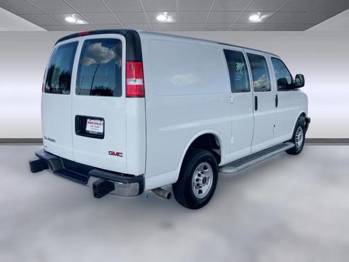 2023 GMC Savana 2500 Work Van