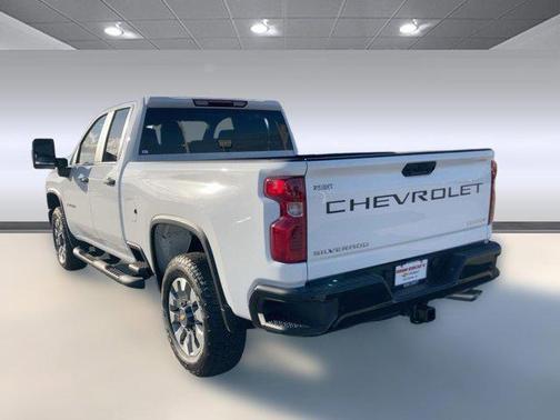 2026 Chevrolet Silverado 2500 Custom