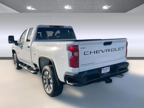 2026 Chevrolet Silverado 2500 Custom