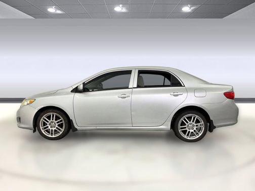 Classic Silver Metallic 2010 Toyota Corolla LE