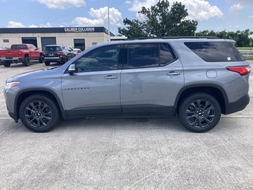2021 Chevrolet Traverse RS