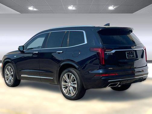 2022 Cadillac XT6 Premium Luxury AWD