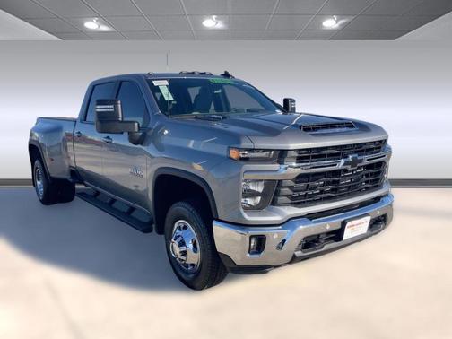 2026 Chevrolet Silverado 3500 LT