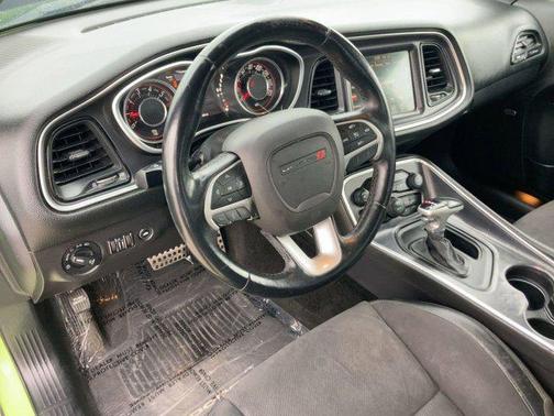 2015 Dodge Challenger R/T Plus