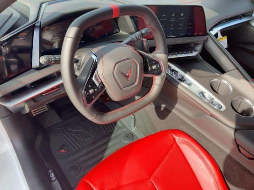 2026 Chevrolet Corvette Stingray w/1LT