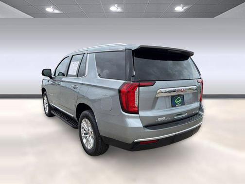 Sterling Metallic 2023 GMC Yukon SLT
