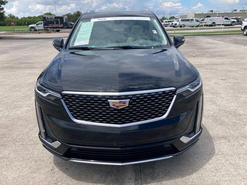 2025 Cadillac XT6 Premium Luxury FWD