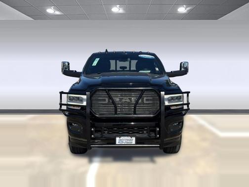 2021 RAM 2500 Laramie Crew Cab 4x4 6'4' Box