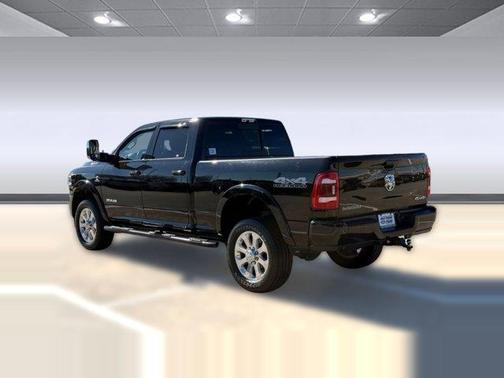 2021 RAM 2500 Laramie Crew Cab 4x4 6'4' Box