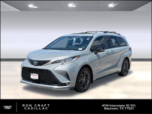 Midnight Black Metallic 2024 Toyota Sienna XSE 7 Passenger