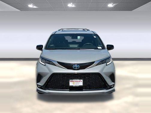 Midnight Black Metallic 2024 Toyota Sienna XSE 7 Passenger