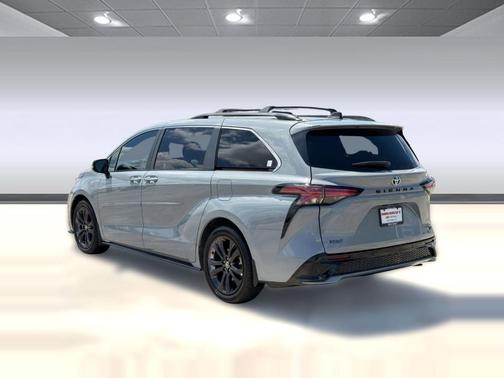 Midnight Black Metallic 2024 Toyota Sienna XSE 7 Passenger