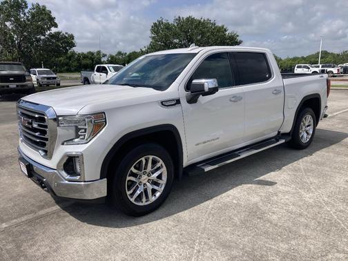 2022 GMC Sierra 1500 SLT