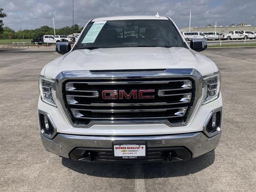 2022 GMC Sierra 1500 SLT