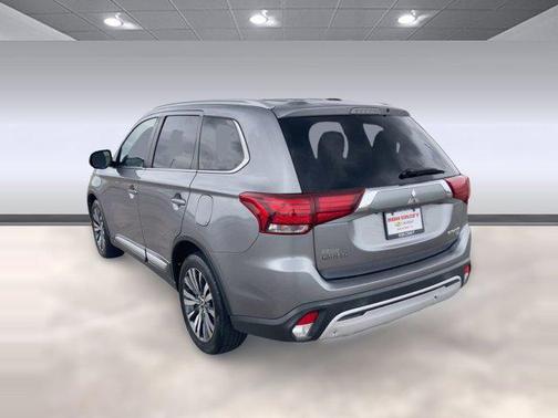 2019 Mitsubishi Outlander SEL