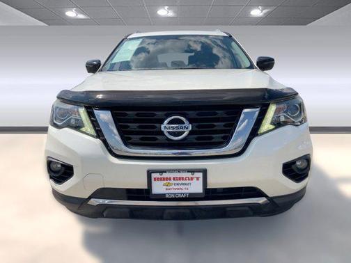 2017 Nissan Pathfinder Platinum