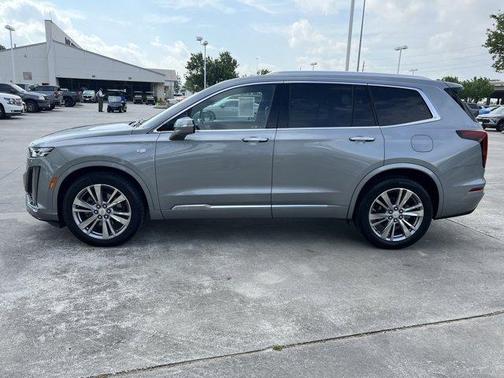 2024 Cadillac XT6 Premium Luxury FWD