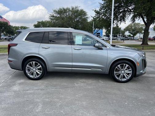 2024 Cadillac XT6 Premium Luxury FWD