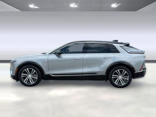 Argent Silver Metallic 2025 Cadillac LYRIQ Luxury