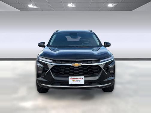 Mosaic Black Metallic 2026 Chevrolet Trax LT