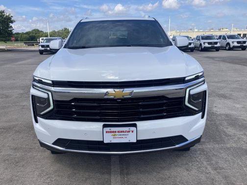 2025 Chevrolet Suburban LS