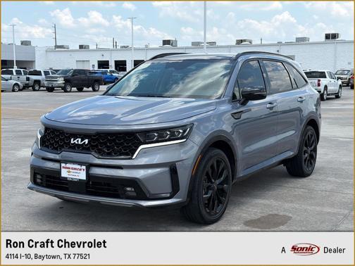 Everlasting Silver 2023 Kia Sorento SX