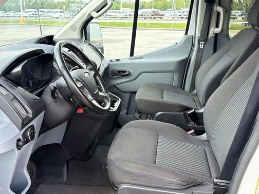 2017 Ford Transit-350 XLT