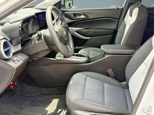 Summit White 2024 Chevrolet Trax LS