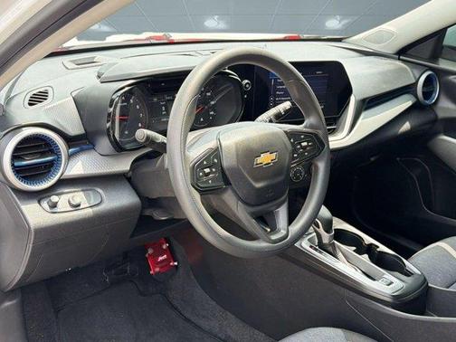 Summit White 2024 Chevrolet Trax LS