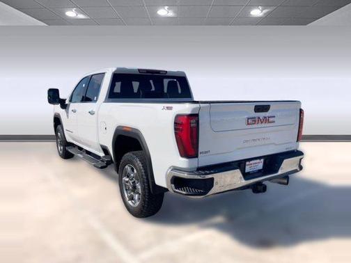 2025 GMC Sierra 2500 SLT