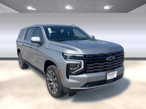 2025 Chevrolet Suburban 4WD High Country