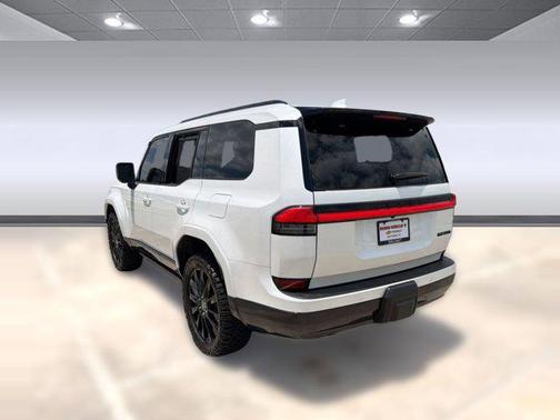 Eminent White Pearl 2025 Lexus GX 550 Luxury