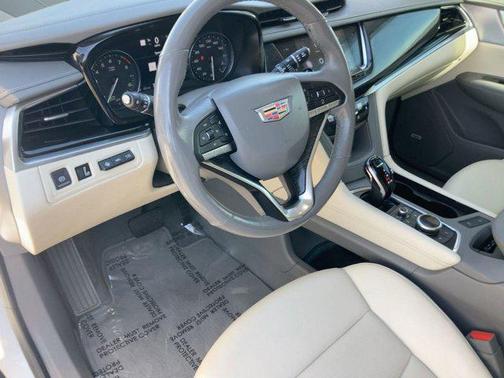 2020 Cadillac XT6 Premium Luxury FWD