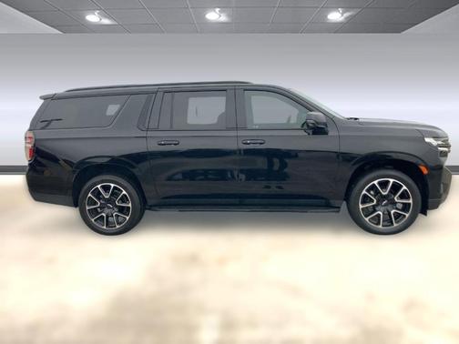 2022 Chevrolet Suburban RST