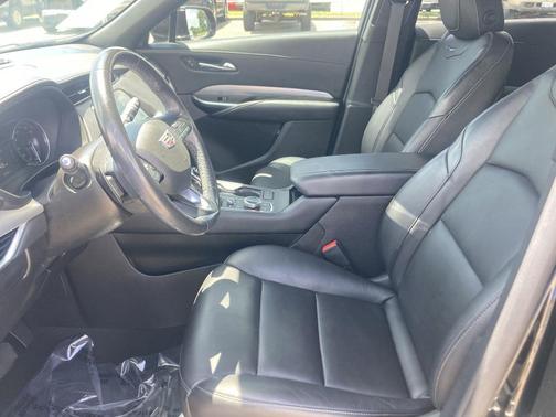 2021 Cadillac XT4 Premium Luxury