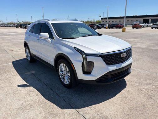 2024 Cadillac XT4 Luxury