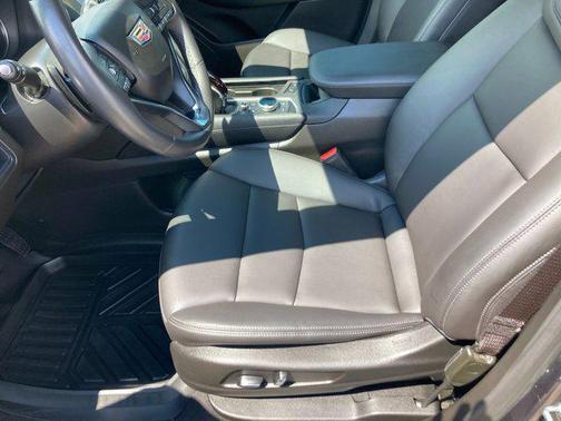 2023 Cadillac XT6 Luxury FWD