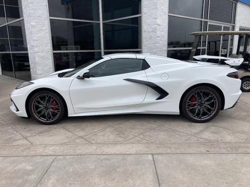 2025 Chevrolet Corvette Stingray w/1LT