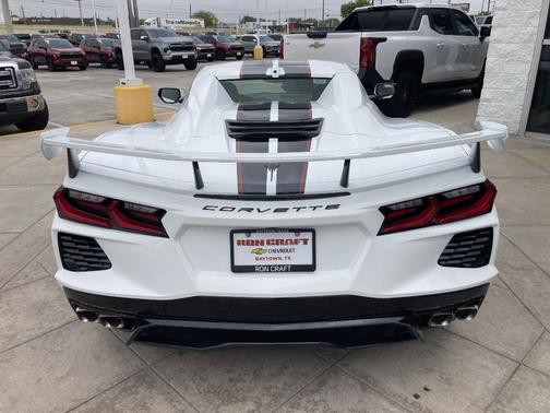 2025 Chevrolet Corvette Stingray w/1LT