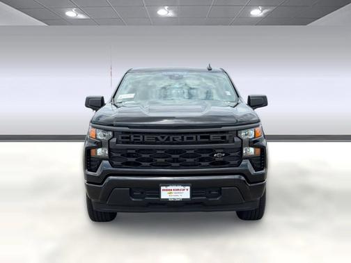 Black 2026 Chevrolet Silverado 1500 Custom