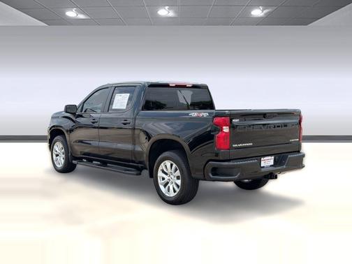 Black 2026 Chevrolet Silverado 1500 Custom