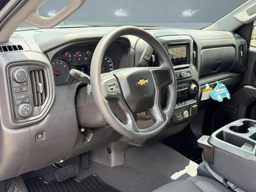 Black 2026 Chevrolet Silverado 1500 Custom