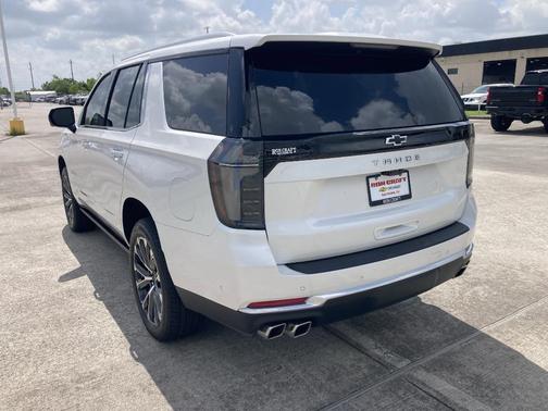 2025 Chevrolet Tahoe 4WD High Country