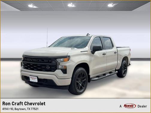 White Sands 2026 Chevrolet Silverado 1500 Custom